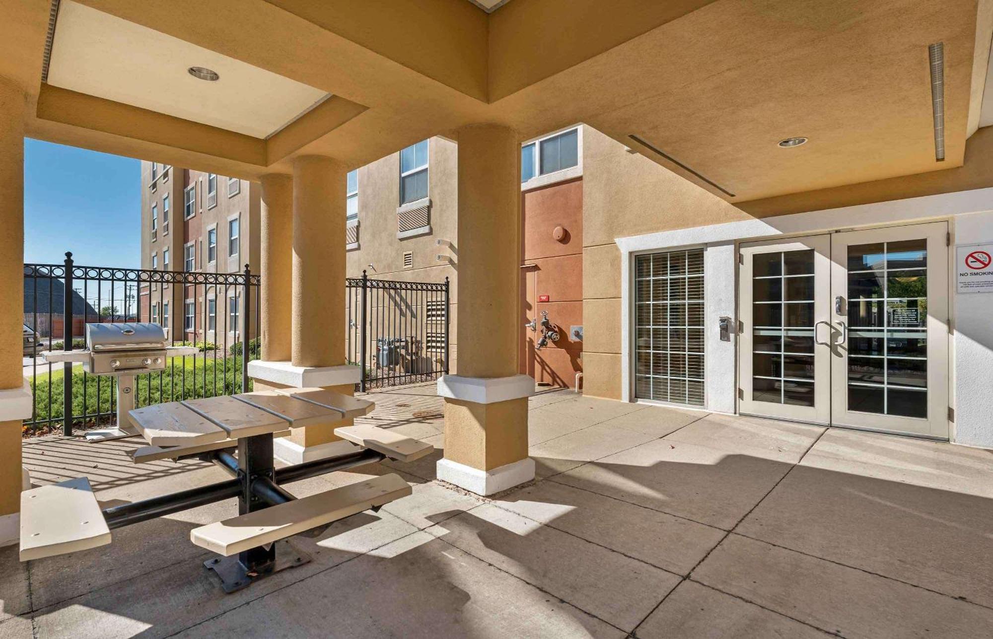 Extended Stay America Suites - Chicago - O'Hare - Allstate Arena Des Plaines Εξωτερικό φωτογραφία